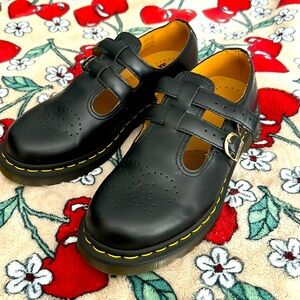 Dr Martens - Mary Jane shoe - smooth leather
